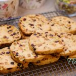 BISCUIȚI CU FISTIC ȘI MERIȘOARE (RETETA VIDEO)