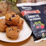 BRIOSE CU BANANE SI FRUCTE DE PADURE